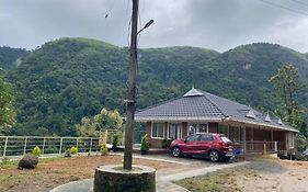 Earth Lounge Resort